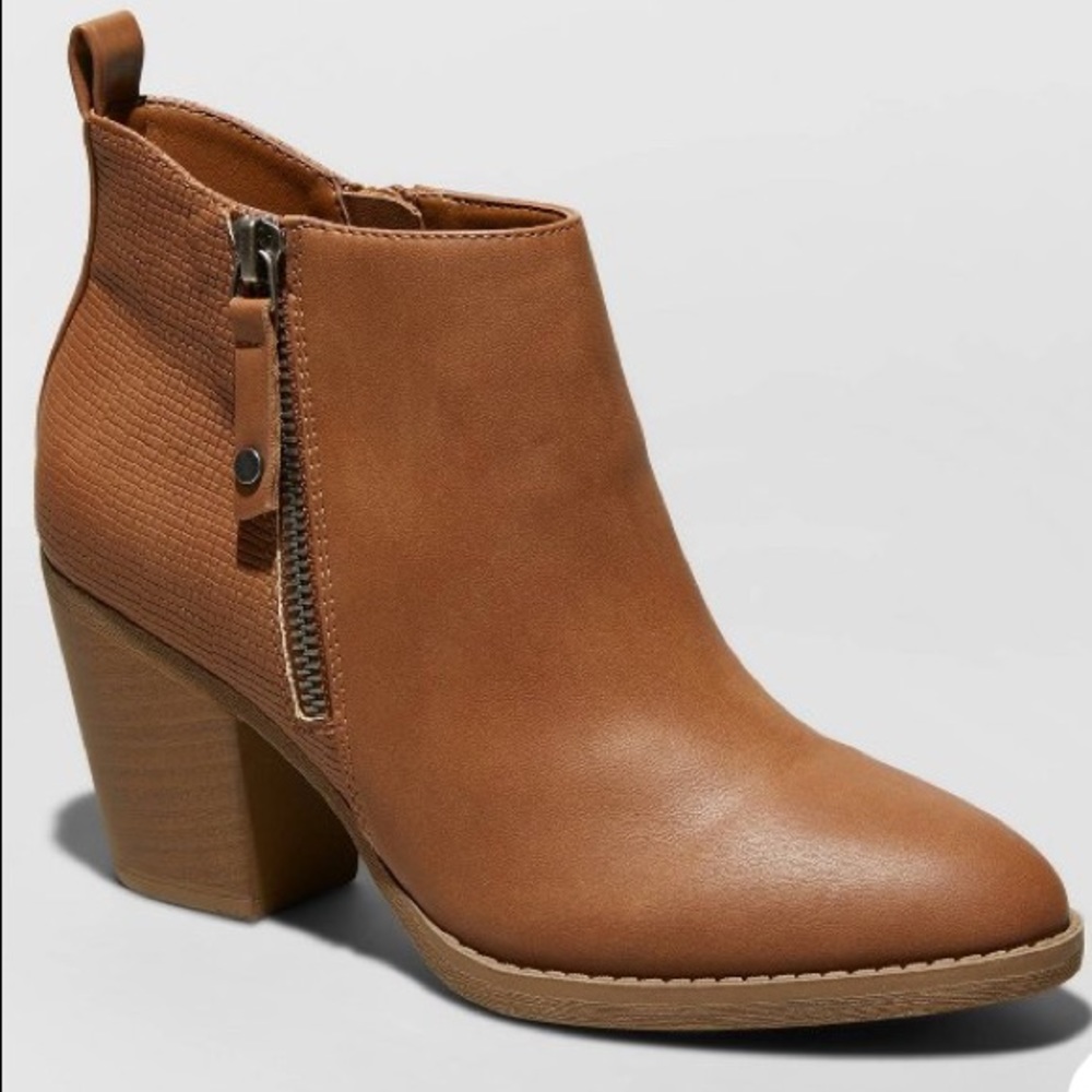 DV Universal Thread Zip Bootie